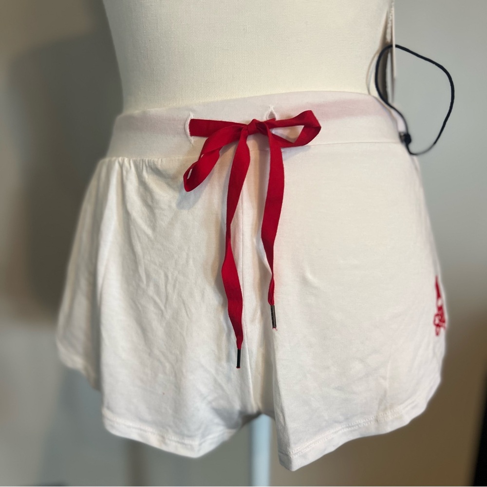 Psycho Bunny white lounge shorts-Small